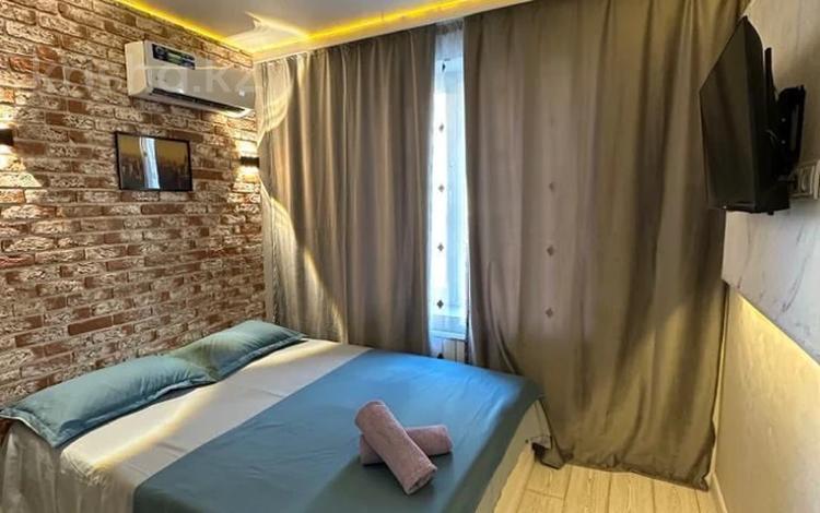 1-комнатная квартира · 25 м² · 2/15 этаж, Райымбека 210 — Возле тц Максима Ауезова/Райымбека за 3 000 ₸ в Алматы, Алмалинский р-н — фото 2