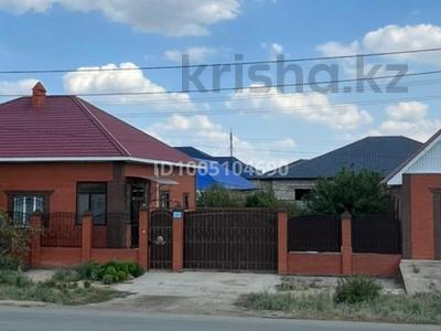 Отдельный дом · 4 комнаты · 116 м² · 116 сот., мкр Сарыкамыс-2, 14 23 за 45 млн ₸ в Атырау