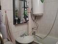 2-комнатная квартира · 44 м² · 2/5 этаж, Майкудук, Майкудук, 12й микрорайон 10 за 11 млн ₸ в Караганде, Алихана Бокейханова р-н — фото 8