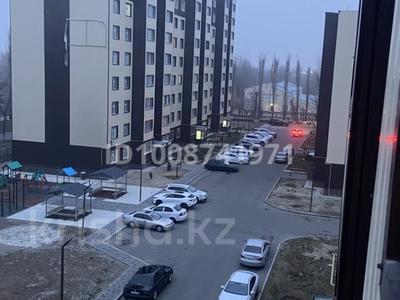 3-бөлмелі пәтер · 82 м² · 5/9 қабат, Каллаур Акима 2г, бағасы: 200 000 ₸ в Таразе