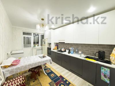 3-комнатная квартира · 92 м² · 4/5 этаж, Мкр Бирлик за 37.5 млн 〒 в Талдыкоргане, мкр Бирлик