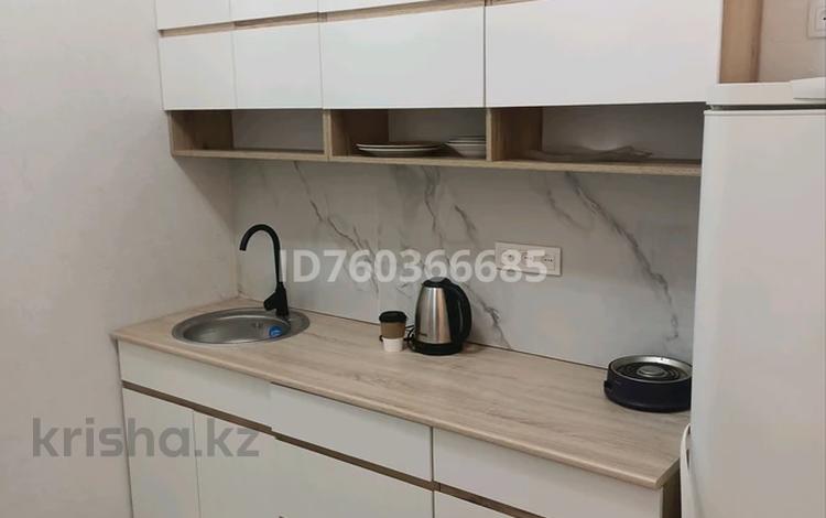 1-бөлмелі пәтер · 50 м² · 1 қабат, 17-ш/а., бағасы: 150 000 ₸ в Актау, 17-й мкр — фото 15