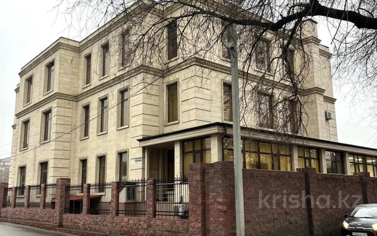 Свободное назначение, офисы, медцентры и аптеки, образование · 1953 м² за 3 млрд ₸ в Алматы, Алмалинский р-н — фото 8