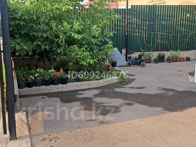 Отдельный дом · 3 комнаты · 80 м² · 4 сот., Переулок Тау Самалы 17/5 — Кафе Башир за 30 млн 〒 в Каскелене