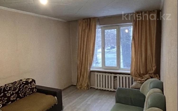 1-комнатная квартира · 32 м² · 1/5 этаж, Юности за 10 млн ₸ в Семее — фото 13
