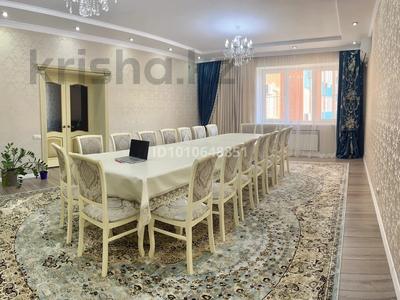 5-бөлмелі пәтер · 235 м² · 5/9 қабат, мкр. Алтын орда, Алия Молдагулова — Обл ГАИ, бағасы: 91 млн 〒 в Актобе