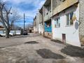 3-бөлмелі пәтер · 83.3 м² · 2/2 қабат, Наурыз ( Песчанная) 2 А, бағасы: 7 млн ₸ в Приозёрске — фото 4