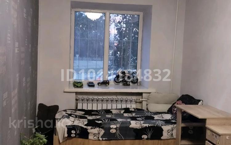 2-комнатная квартира · 44 м², Кунанбай-Бозтаева 33 за 130 000 ₸ в Семее — фото 10