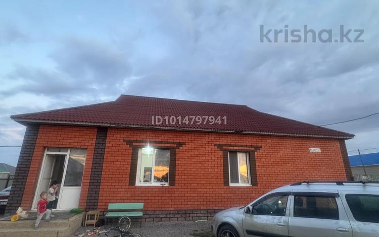 Жеке үй · 4 бөлме · 144 м² · 10 жүзд., Акжар плюс 87, бағасы: 32 млн ₸ в Актобе, жилой массив Акжар-2 — фото 2