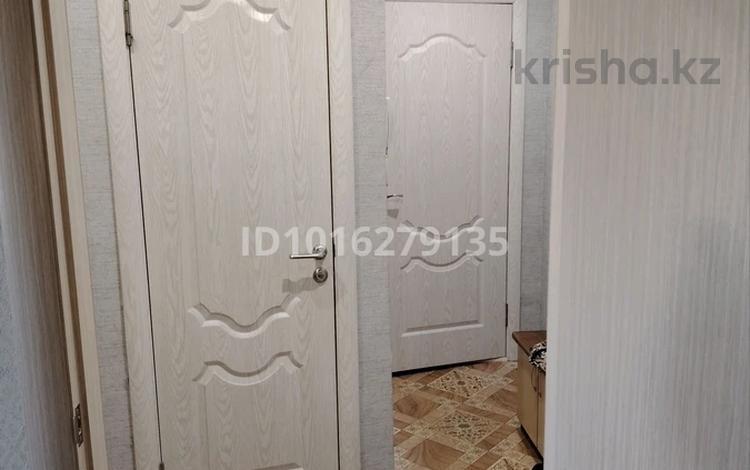 2-комнатная квартира · 53 м² · 5/5 этаж, 4 микр 34 за 80 000 ₸ в Лисаковске — фото 2