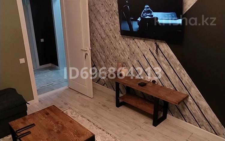 1-комнатная квартира · 45 м² · 1/5 этаж, Мынбулак — Возле поликлиники за 15 000 ₸ в Таразе — фото 3