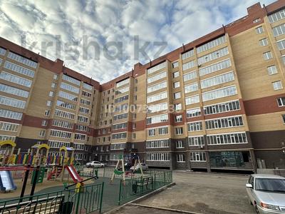 2-комнатная квартира · 89 м² · 3/9 этаж, Самал 88 за 27 млн ₸ в Уральске