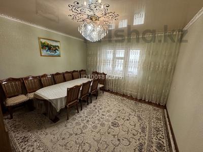 4-бөлмелі пәтер · 80 м² · 6/6 қабат, Аманжолова 8, бағасы: 25 млн 〒 в Жезказгане