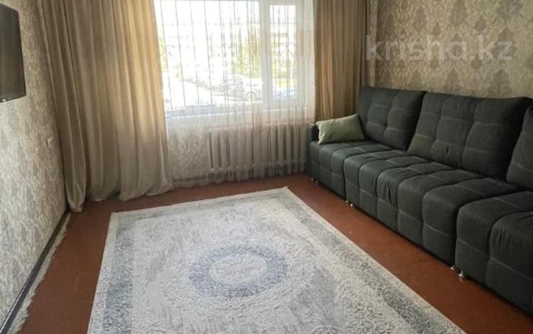 3-бөлмелі пәтер · 67 м² · 1/6 қабат, Камзина 28, бағасы: 17 млн ₸ в Аксу — фото 2