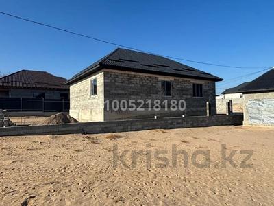 Отдельный дом · 4 комнаты · 130 м² · 8 сот., 10 микрорайон, улица Кокжиек 19 — Новой школы за 27 млн 〒 в Конаеве (Капчагай)