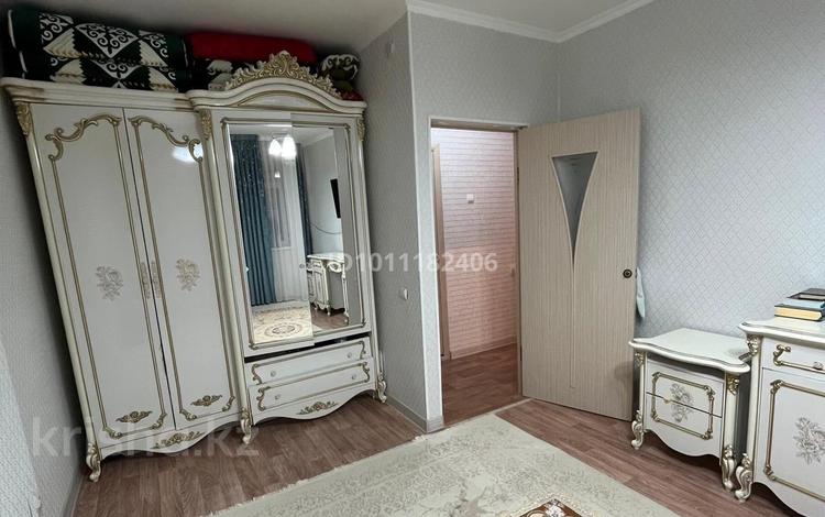 1-бөлмелі пәтер · 33 м² · 2/4 қабат, Коктем 53 — Возле #8 школа, бағасы: 9 млн ₸ в Жанаозен — фото 2