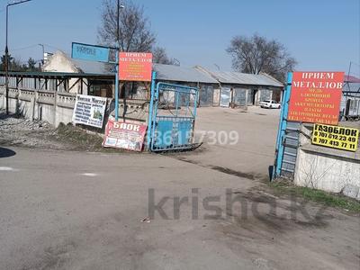 Продажа промбаз и заводов в Алматинской обл.: Промбаза · 25 соток, Ахметова 3а — Строительный Базар за 190 млн 〒 Промбаза · 25 соток, Ахметова 3а — Строительный Базар за 190 млн 〒 в Талгаре