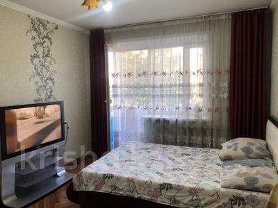 2-бөлмелі пәтер · 45 м² · 2/5 қабат, Кабанбай батыра 43 — Бурова, бағасы: 2 000 〒 в Усть-Каменогорске, Ульбинский