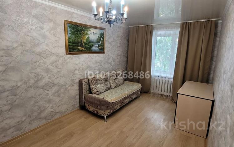 2-комнатная квартира · 50 м², 50 лет Октября за 12 000 ₸ в Рудном — фото 2