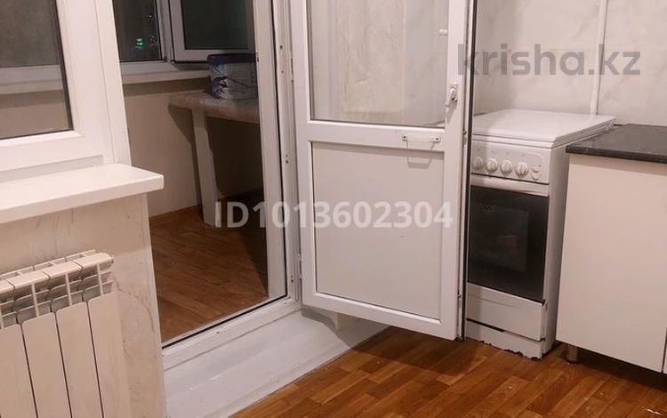 1-комнатная квартира · 50 м² · 2/5 этаж, мкр Аса 24 — Брак и семья за 90 000 ₸ в Таразе — фото 2