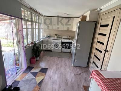 Дача · 2 комнаты · 38 м² · 9.5 сот., жилой массив Кайнар Булак, Ореховая 60 — Между Транспортной и Медиков за 15 млн 〒 в Шымкенте, Абайский р-н