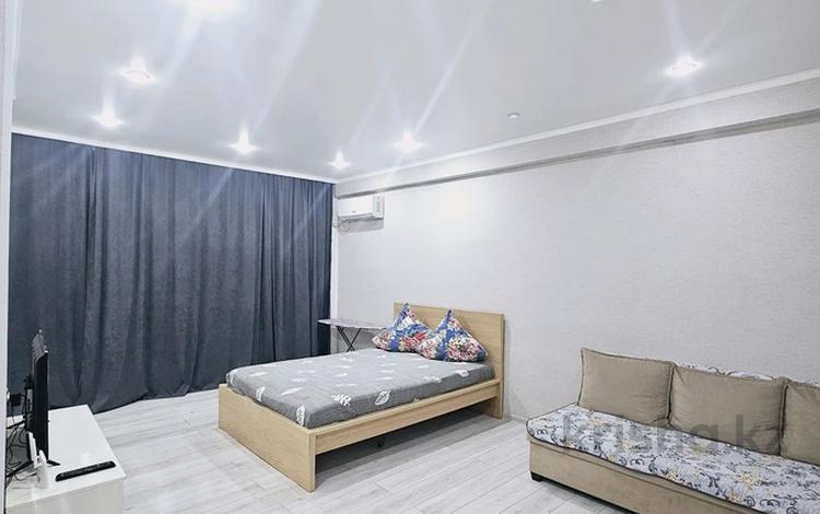 1-комнатная квартира · 35 м² · 1/6 этаж, мкр Жана Орда 15 за 15 000 ₸ в Уральске — фото 2