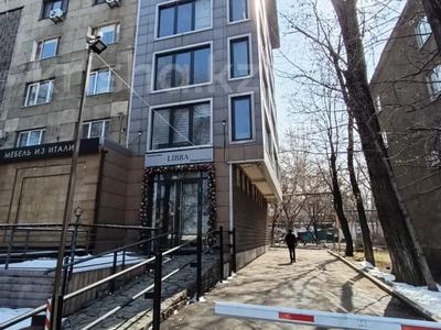 Еркін, кеңселер, дүкендер мен бутиктер, қоғамдық тамақтану орны, сұлулық салондары, фитнес және спорт, медорталықтар мен дәріханалар, білім орталықтары, студиялар · 194 м², бағасы: ~ 2.6 млн 〒 в Алматы, Медеуский р-н