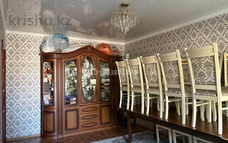 4-бөлмелі пәтер · 74.2 м² · 1/5 қабат, мкр Акбулым 15/28 — Гамалея 15/28, бағасы: 19.5 млн ₸ в Таразе — фото 2
