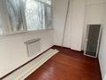 3-комнатная квартира · 70 м² · 2/5 этаж, мкр Алмагуль, Дружба 9а — Серкебаева за 350 000 ₸ в Алматы, Бостандыкский р-н — фото 3