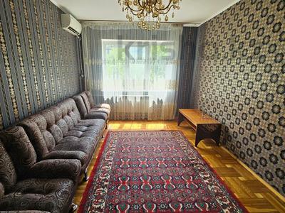4-комнатная квартира · 80 м² · 3/5 этаж, мкр Тастак-3 за 350 000 ₸ в Алматы, Алмалинский р-н