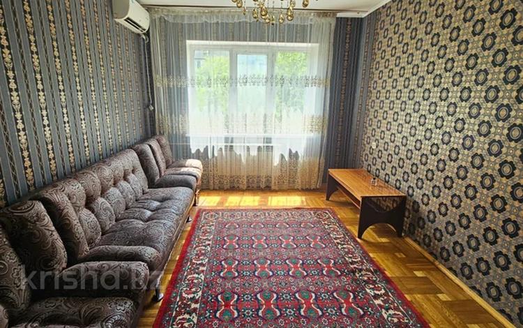 4-комнатная квартира · 80 м² · 3/5 этаж, мкр Тастак-3 за 350 000 ₸ в Алматы, Алмалинский р-н — фото 2