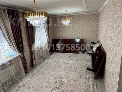 Жеке үй · 6 бөлме · 1000 м² · 4 жүзд., мкр Кок сай 1, Көк сай 1 ш/а 185Б — 17 мектеп, Низамхан мектеп, бағасы: 30 млн ₸ в Шымкенте, Енбекшинский р-н