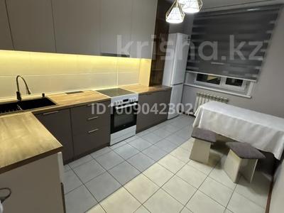 2-бөлмелі пәтер · 50 м² · 1/12 қабат, Бобровка, 15 микрорайон 22, бағасы: 25.9 млн ₸ в Семее
