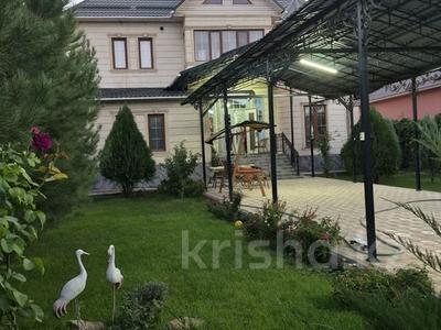 Отдельный дом · 6 комнат · 300 м² · 8 сот., мкр Акжайык 139 — Жагажай за 90 млн ₸ в Шымкенте, Абайский р-н