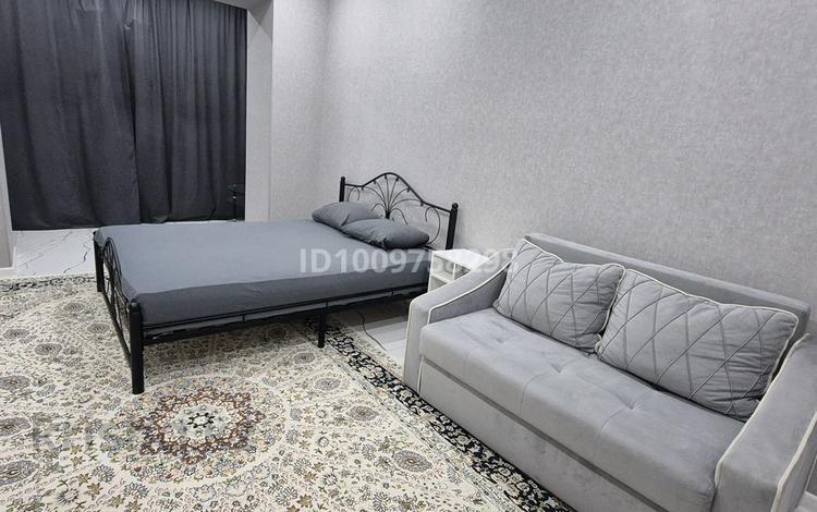 1-бөлмелі пәтер · 53 м² · 3/8 қабат, мкр. Алтын орда, Санкибай батыра 40Б, бағасы: 29 млн ₸ в Актобе — фото 2