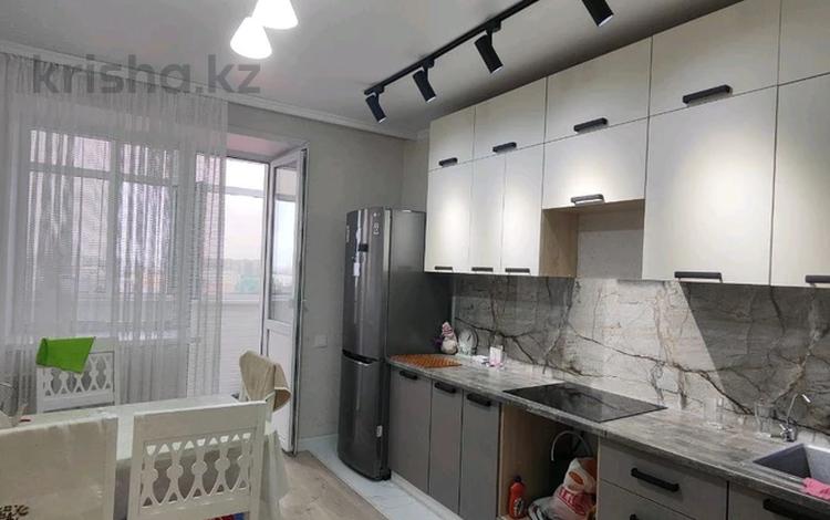 3-комнатная квартира, 85 м², 8/9 этаж, Байтурсынова 70/1