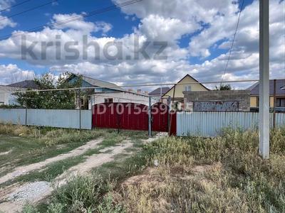 Жеке үй · 5 бөлме · 135 м² · 5 жүзд., Зачаганск пгт ш/а. 126/1 — улица Брусиловского, бағасы: 32 млн ₸ в Уральске, мкр. Зачаганск пгт