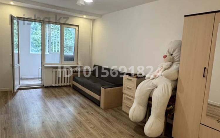 1-бөлмелі пәтер · 30 м² · 2/4 қабат, №4 ш/а. 21 — Абая Правда, бағасы: 250 000 ₸ в Алматы, Ауэзовский р-н — фото 2
