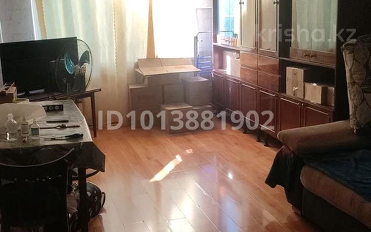 2-бөлмелі пәтер · 49.6 м² · 2/5 қабат, мкр Айнабулак-3 дом 117, бағасы: 250 000 ₸ в Алматы, Жетысуский р-н — фото 2