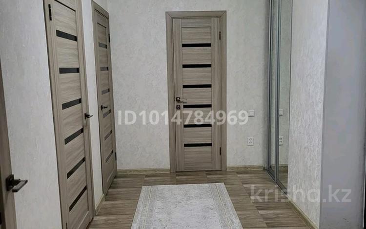 2-комнатная квартира · 60 м² · 6/9 этаж, мкр. Алтын орда, пр.Алии Молдагуловой 56Д, корпус.2 за 25 млн ₸ в Актобе — фото 2
