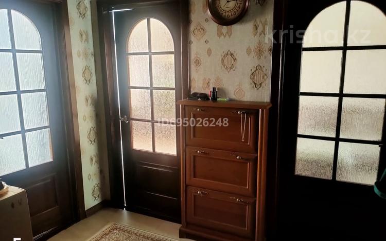 3-бөлмелі пәтер · 61.8 м² · 3/5 қабат, мкр 5, Мкр 5, ул. Есет- батыра 105/2, бағасы: 18.5 млн ₸ в Актобе — фото 3