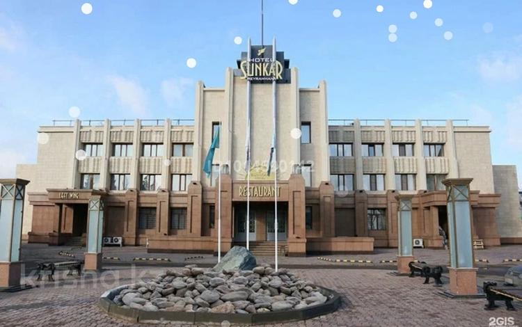 Свободное назначение, офисы, салоны красоты, кабинеты и рабочие места · 94 м² за 375 000 ₸ в Астане, р-н Байконур — фото 7