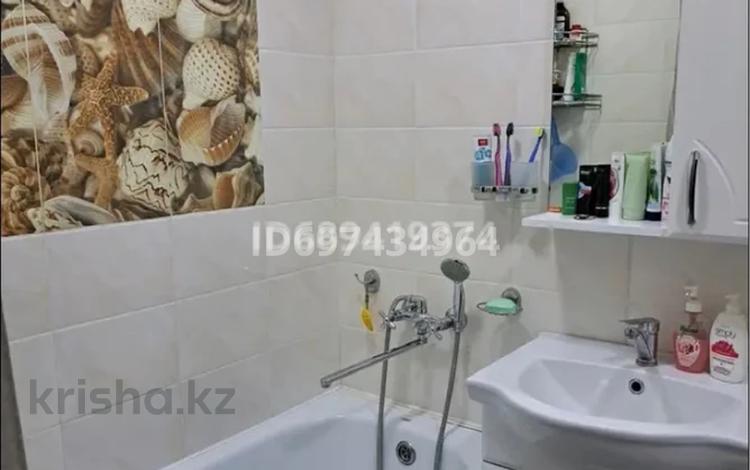 3-бөлмелі пәтер · 57 м² · 5/5 қабат, Республика 67, бағасы: 11.5 млн ₸ в Темиртау — фото 10