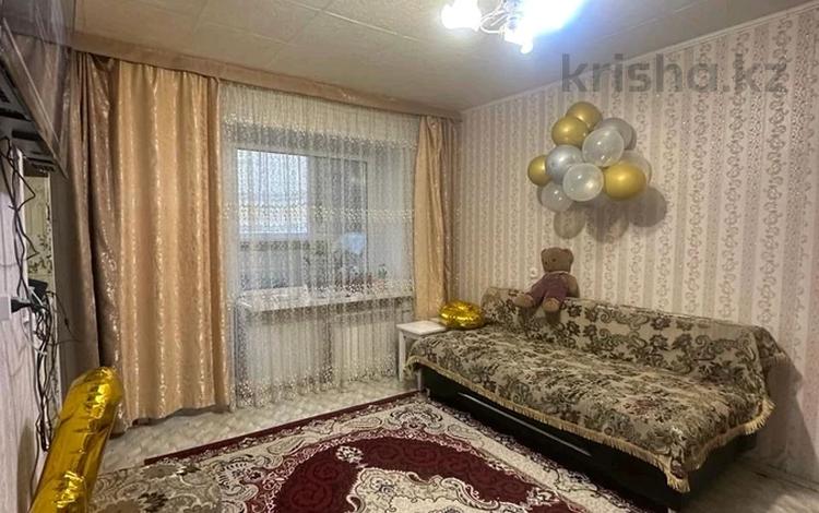 2-бөлмелі пәтер · 39.8 м² · 2/5 қабат, Толстого 107, бағасы: 15 млн ₸ в Павлодаре — фото 2
