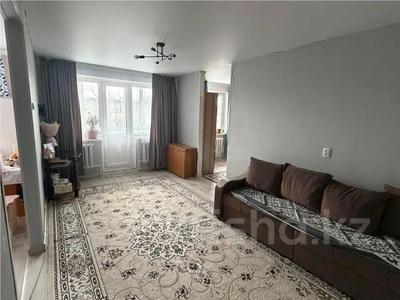 2-комнатная квартира · 46 м² · 5/5 этаж, Майкудук, 12й микрорайон за 9.5 млн ₸ в Караганде, Алихана Бокейханова р-н