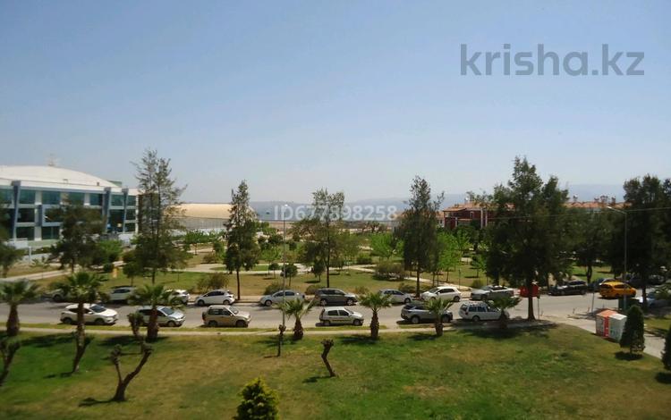4-бөлмелі пәтер, 164 м², 3/11 қабат, Mavişehir, Opera sokağı, бағасы: 122 млн 〒 в Измире — фото 8
