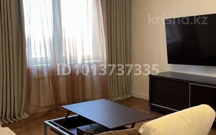 3-бөлмелі пәтер · 130 м² · 19/23 қабат, Кабанбай батыра 87, бағасы: 230 млн ₸ в Алматы, Алмалинский р-н — фото 2