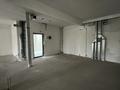 4-бөлмелі пәтер · 141 м² · 3/5 қабат, мкр Ерменсай, Ушкемпирова 42, бағасы: 190 млн ₸ в Алматы, Бостандыкский р-н — фото 16