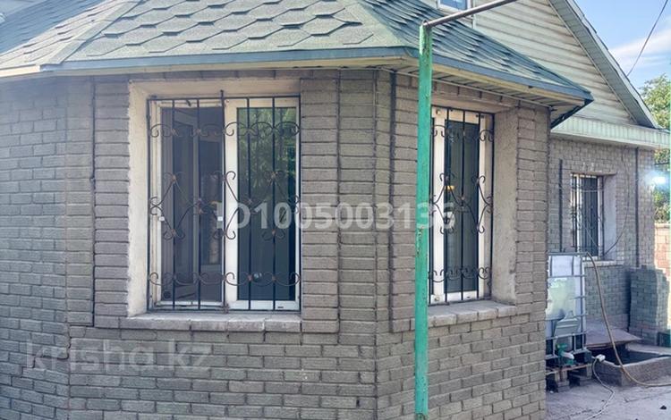 Жеке үй · 6 бөлме · 150 м² · 16 сот., Рыскулова 136 — Алтынсарина, Алатау, бағасы: 250 000 〒 в Абае — фото 2