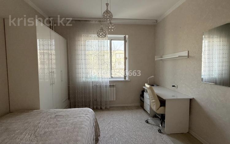 3-бөлмелі пәтер · 65 м² · 4/5 қабат, Ақсай-2 ш/а. 60 — Саина, бағасы: 43.9 млн ₸ в Алматы, Ауэзовский р-н — фото 2